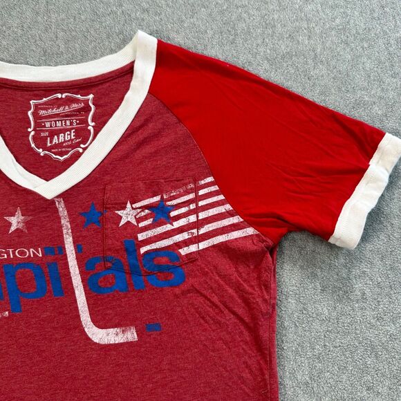 Washington Capitals Mitchell & Ness Tee Women's Large V-Neck Distressed Retro - Picture 4 of 9